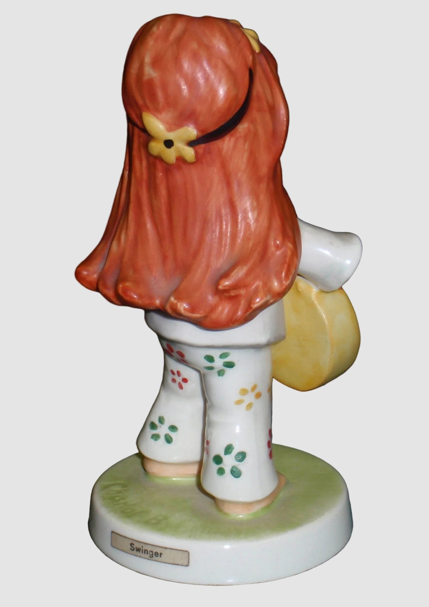 "Swinger" Goebel Charlot Byj Figurine BYJ 62 - Redhead Girl Guitar (5.5")