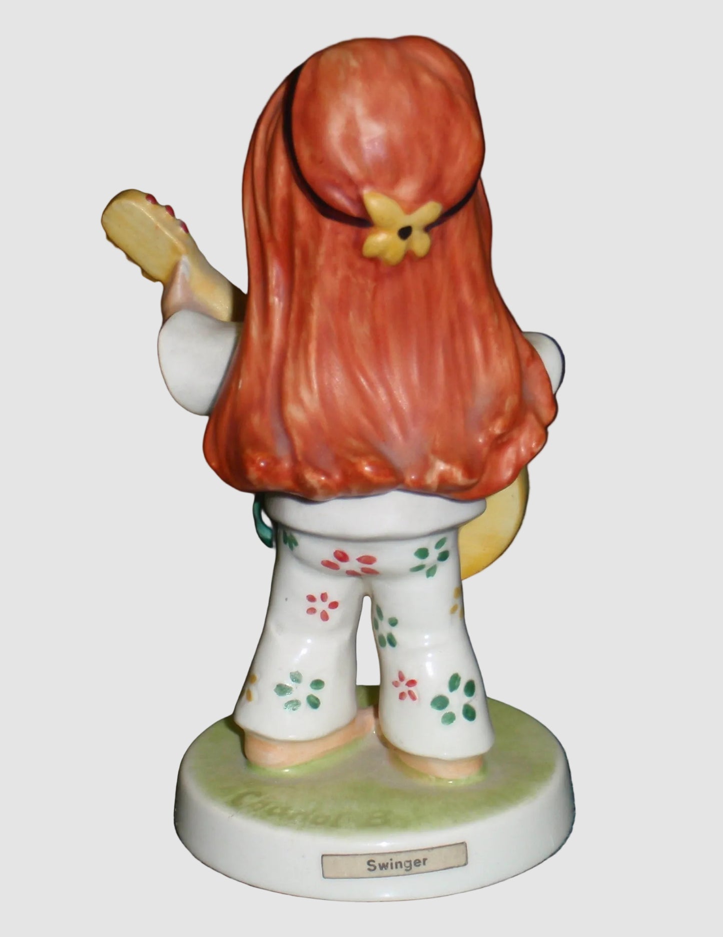 "Swinger" Goebel Charlot Byj Figurine BYJ 62 - Redhead Girl Guitar (5.5")