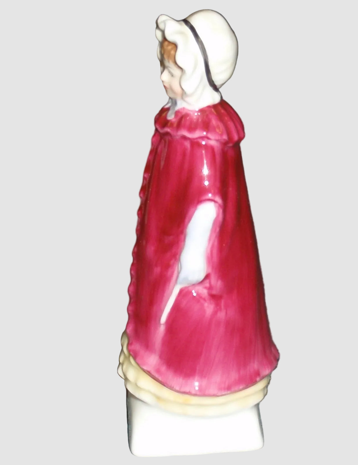 "Georgina" Royal Doulton Figurine HN2377 - Kate Greenaway (6")