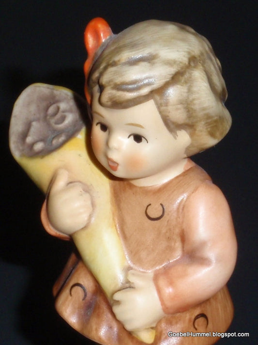 "A Sweet Offering" Goebel Hummel Figurine #549 3/0 TMK7