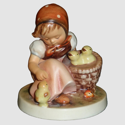Goebel Hummel Chick Girl Figurine 57/0 Kükenmädel Reinhold Unger TMK2 Full Bee Baby Chicks Vintage Germany Porcelain