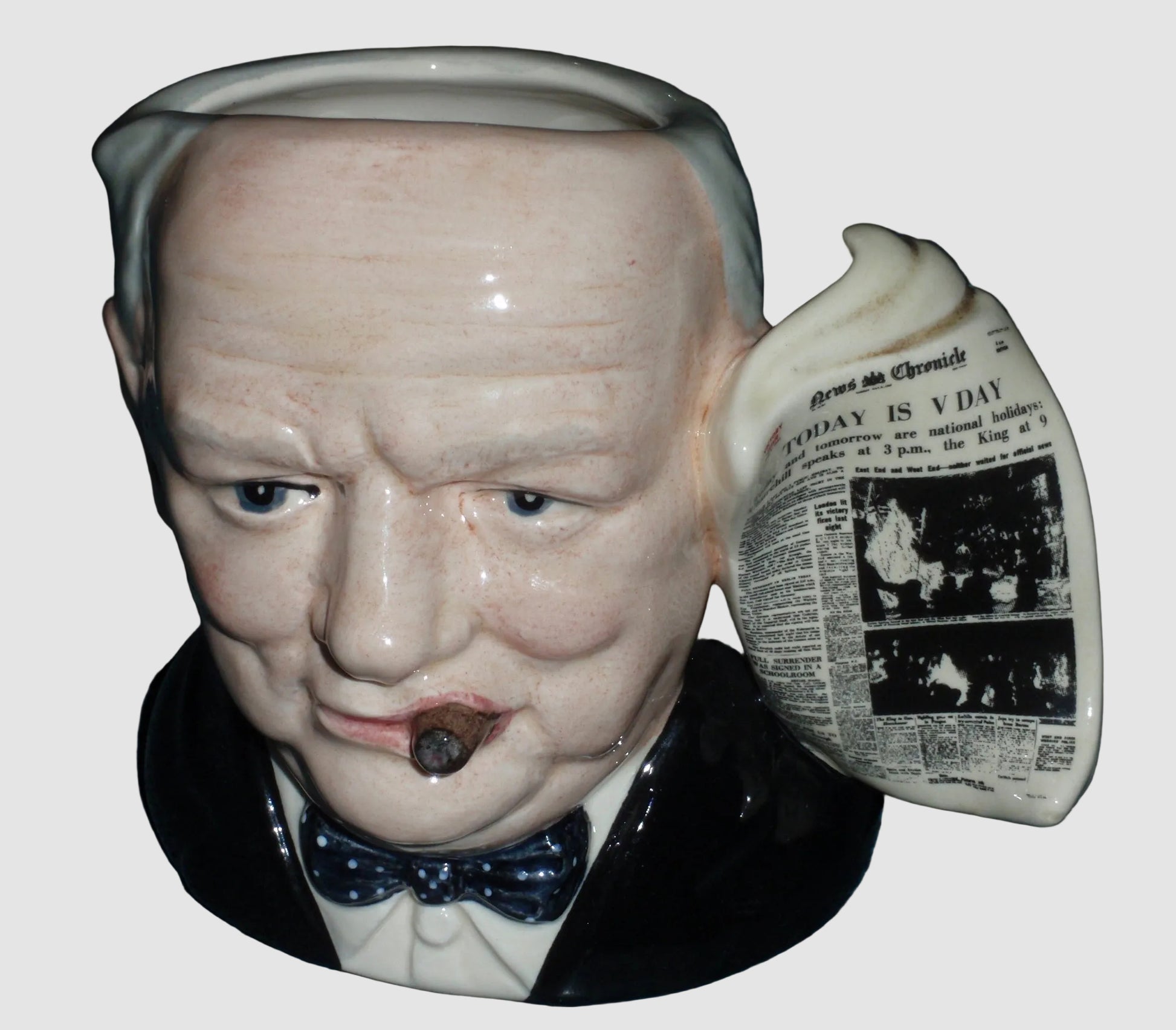 Royal Doulton Winston Churchill Character Toby Jug D6934 V Day Newspaper Handle Vintage England