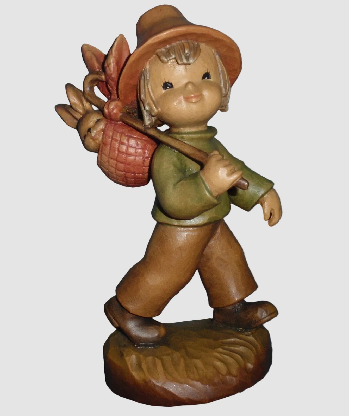 The Anri Wood Carving Gallery – HummelsAndMore