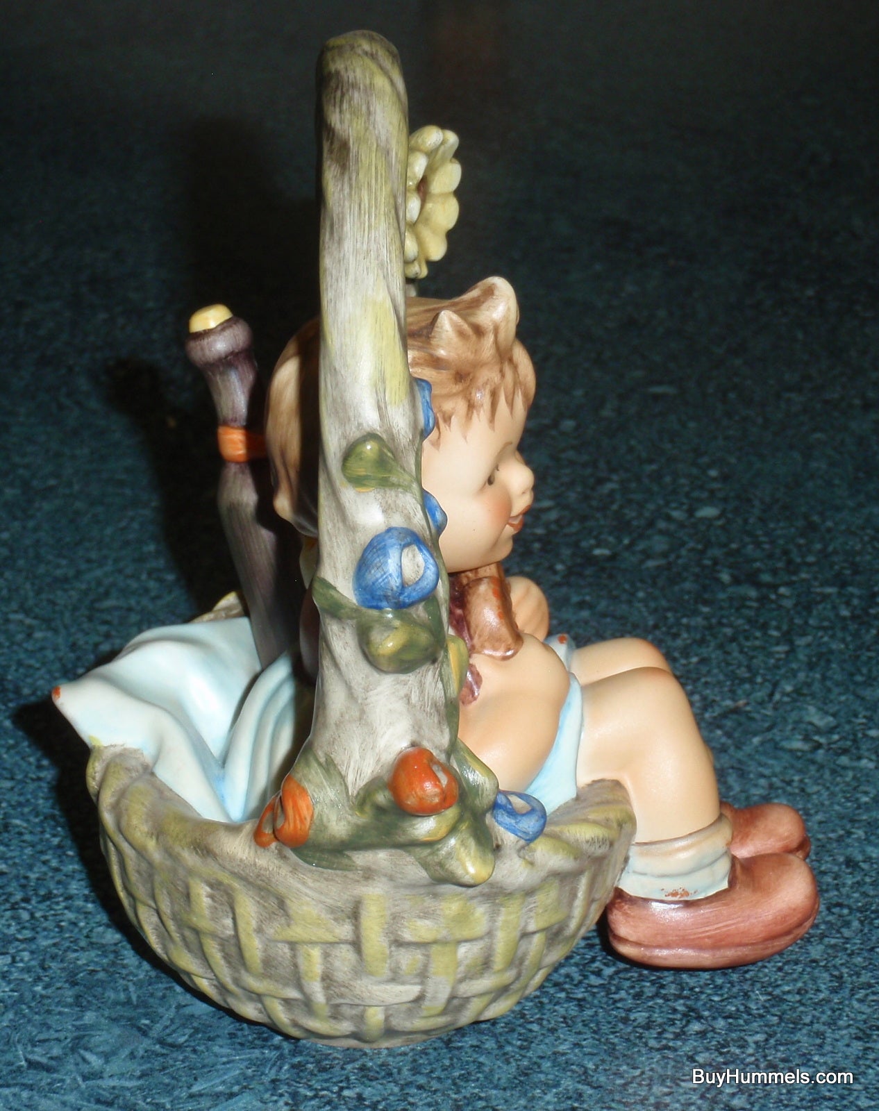 "Basket Of Gifts" #618 Goebel Hummel Figurine TMK10 - Little Girl in Basket!