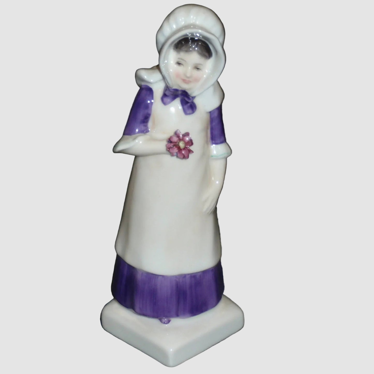 "Anna" Royal Doulton Figurine HN2802 - Kate Greenaway Collection (6")