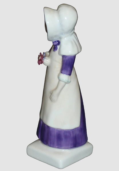 "Anna" Royal Doulton Figurine HN2802 - Kate Greenaway Collection (6")