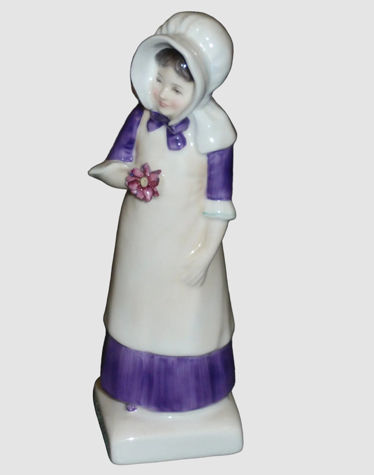 "Anna" Royal Doulton Figurine HN2802 - Kate Greenaway Collection (6")