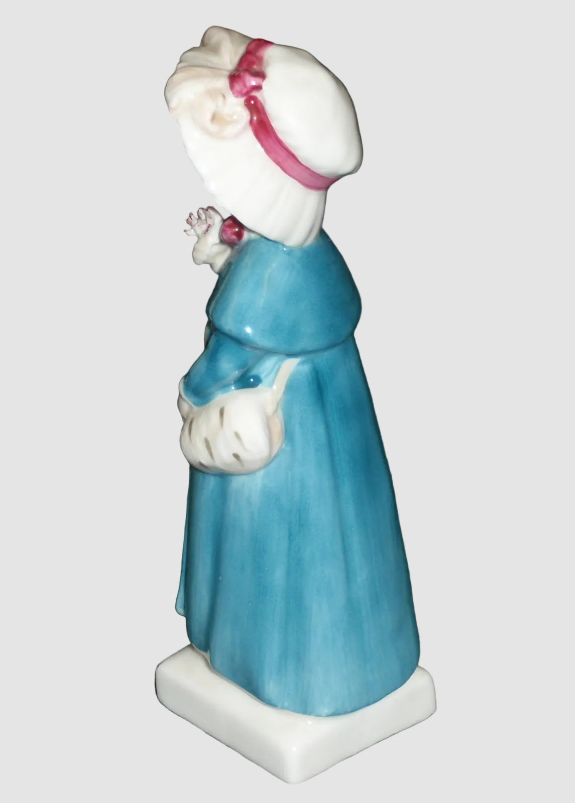 "Carrie" Royal Doulton Figurine HN2800 - Kate Greenaway Collection (6")