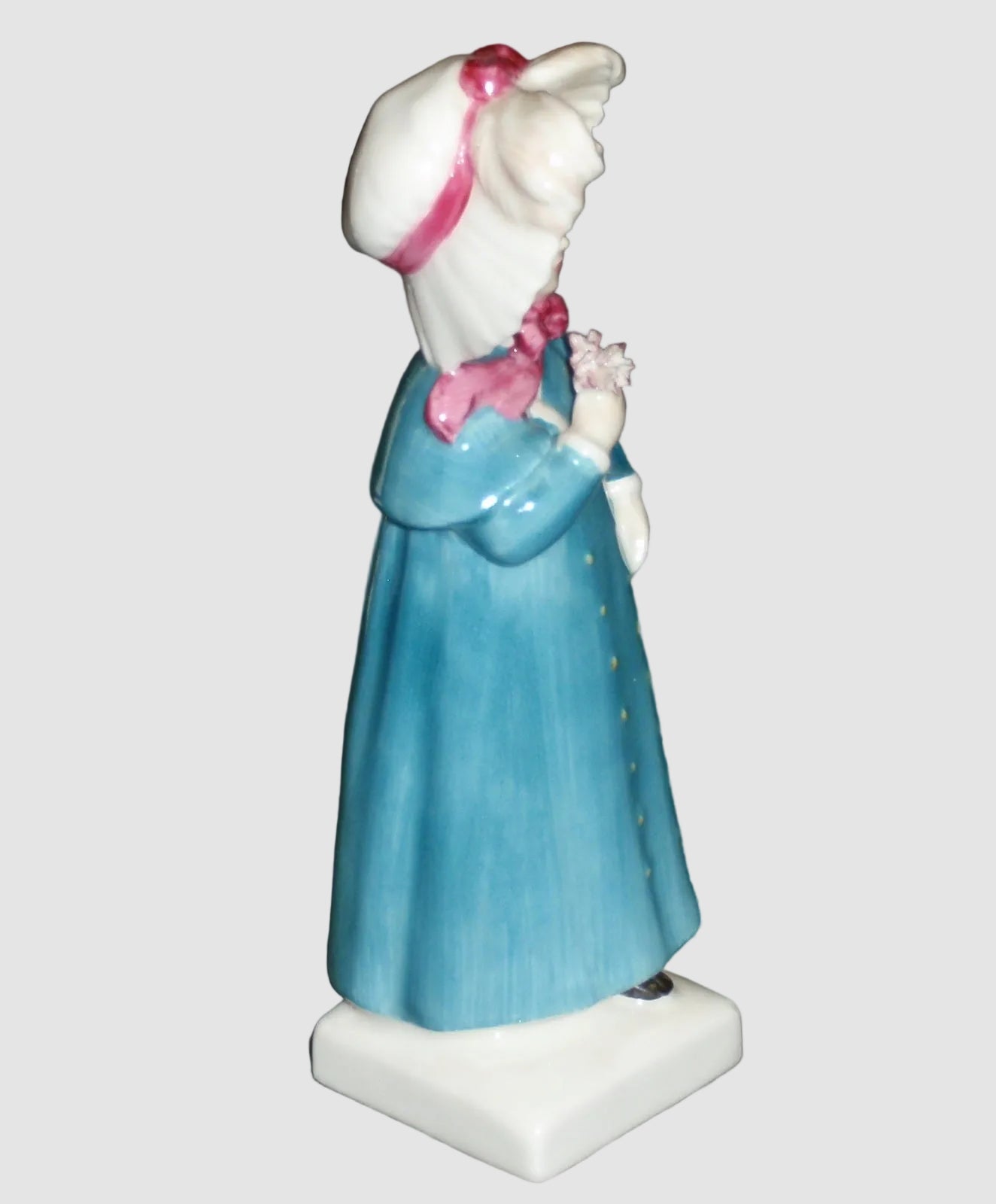 "Carrie" Royal Doulton Figurine HN2800 - Kate Greenaway Collection (6")