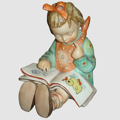 "Bookworm" Goebel Hummel Figurine #3/I - Large Version (5.5")