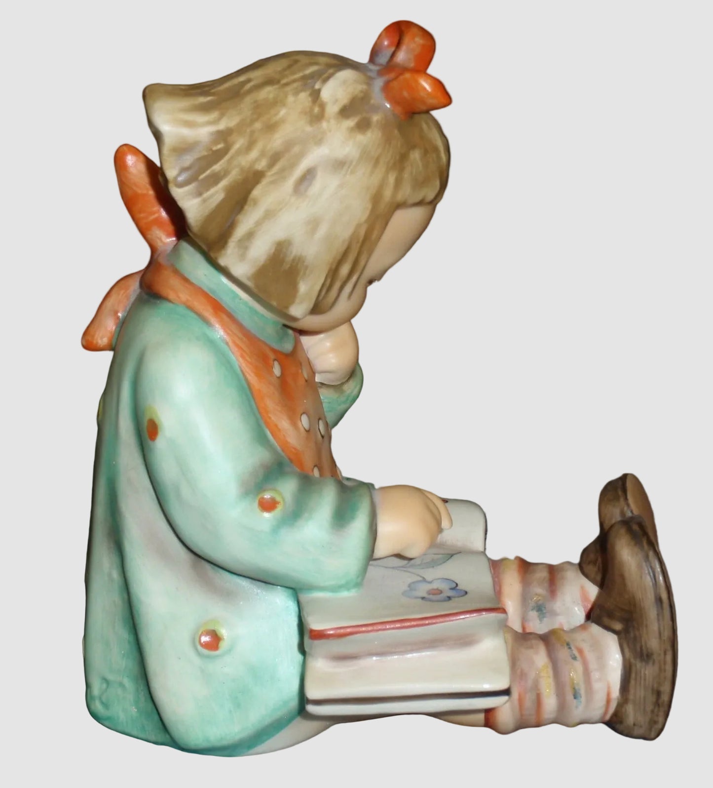 "Bookworm" Goebel Hummel Figurine #3/I - Large Version (5.5")