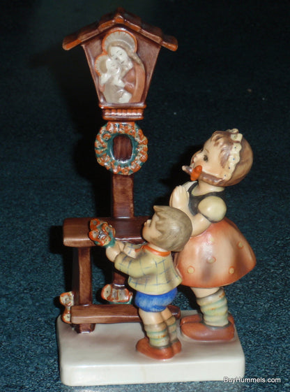 Goebel Hummel "Adoration" Collectible Figurine #23/1 - Two Children Praying At Shrine