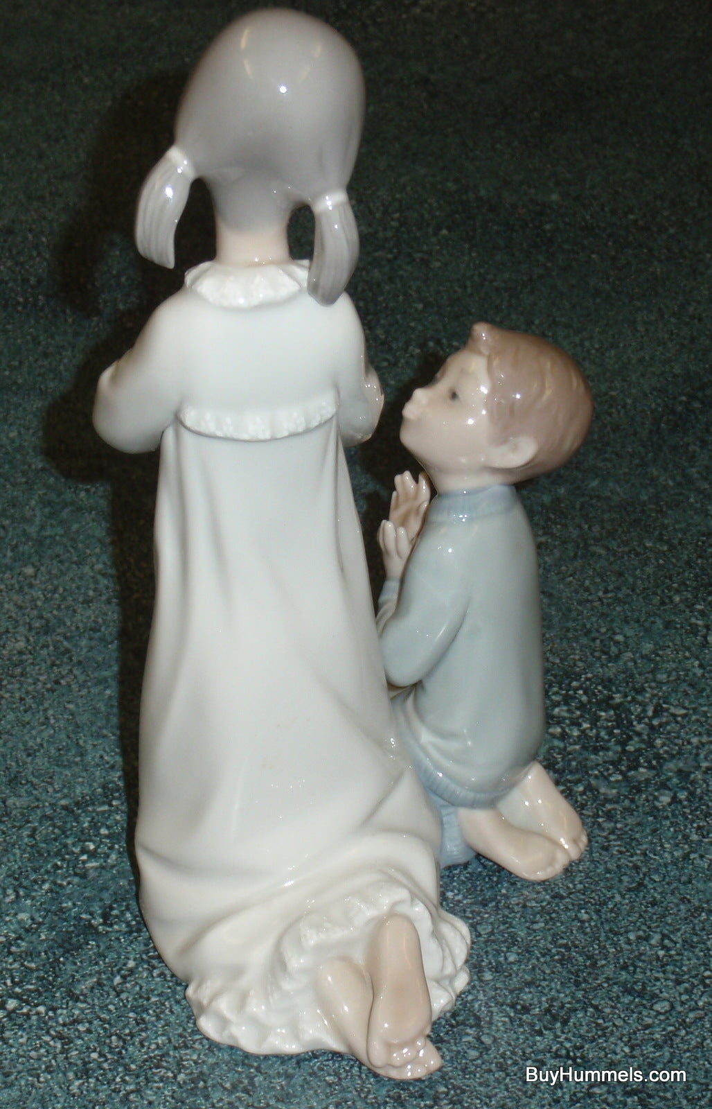 Lladro "Teaching to Pray" Brother And Sister Praying Figurine #4779 - CUTE COLLECTIBLE GIFT!