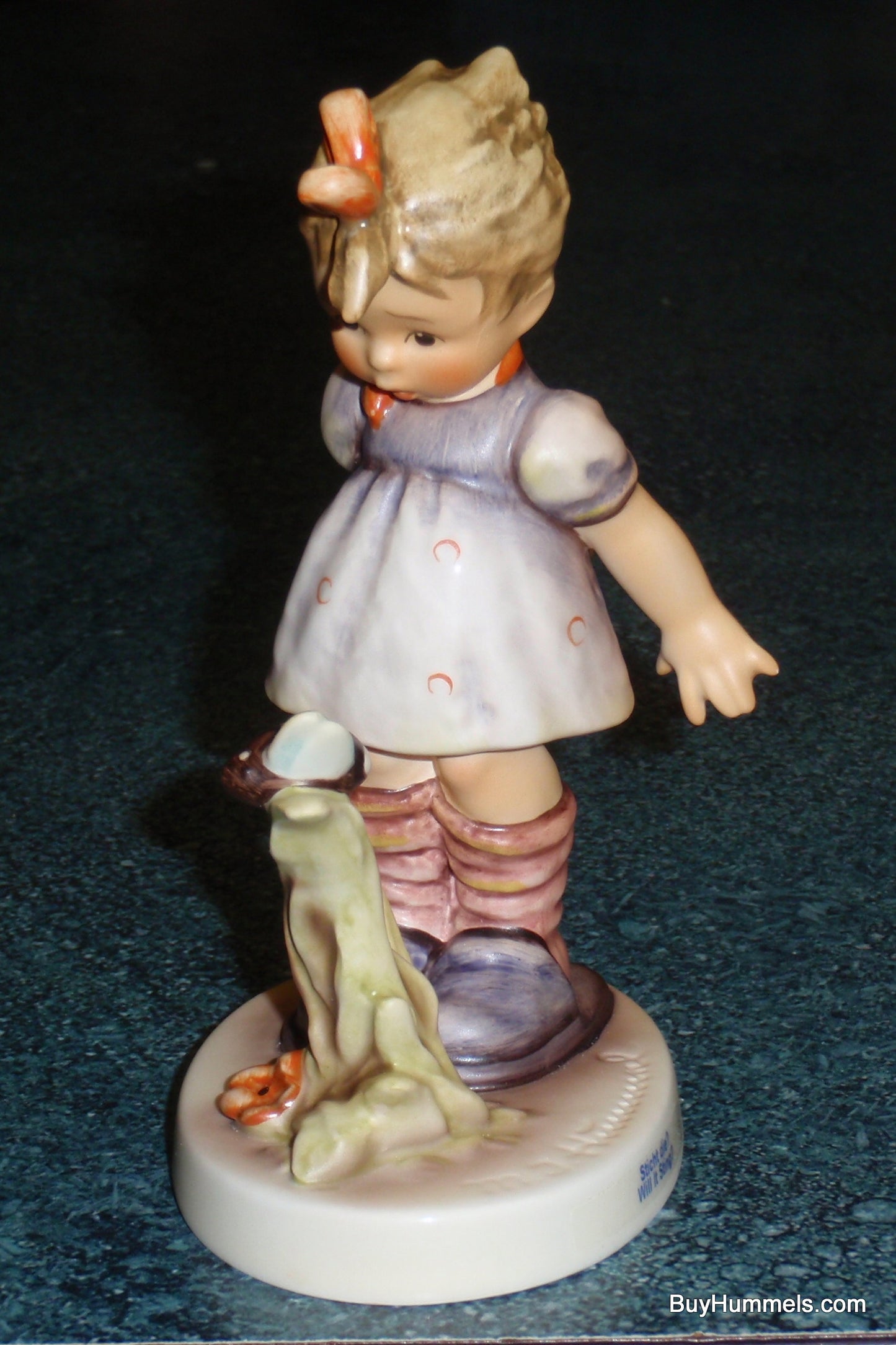 "Will It Sting?" Goebel Hummel Figurine #450 - Little Girl With Bumblebee