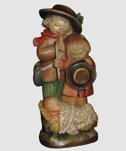 "Adoration Of Christ" ANRI Woodcarving Nativity Figurine #651-530 - Signed (6")