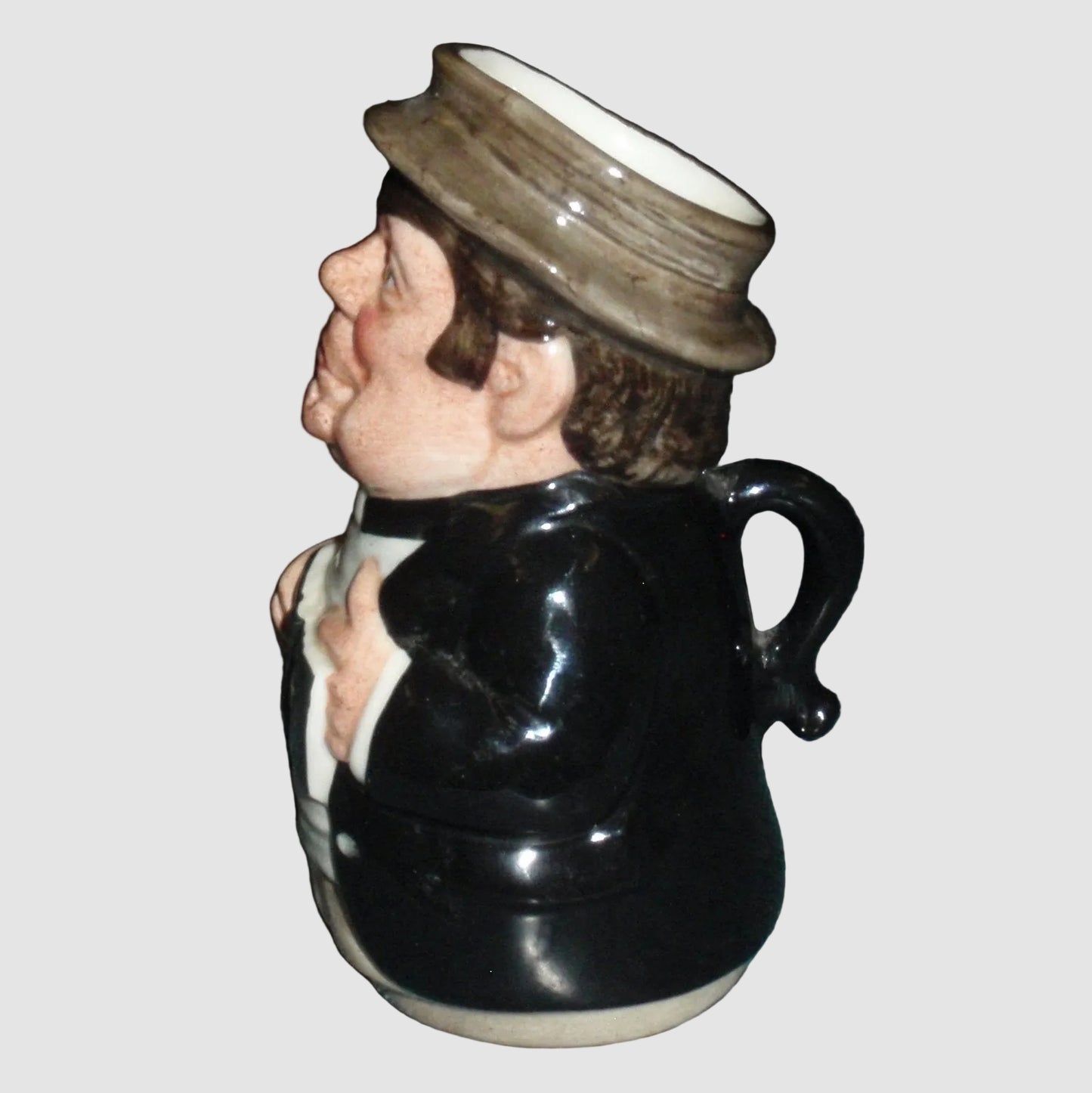"The Clergyman" Rev. Cassock Royal Doulton Character Toby Jug D6702 (4")