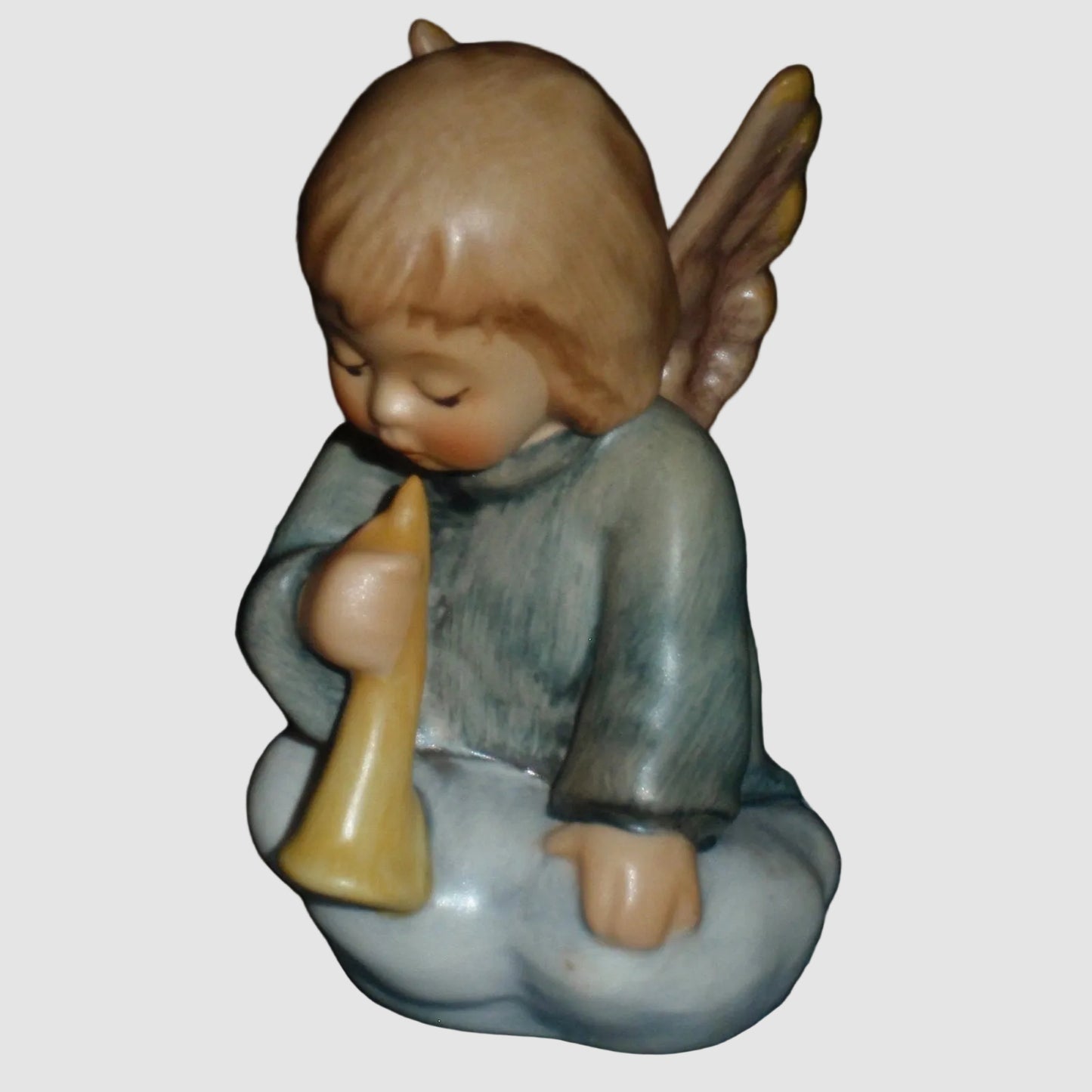 "Peaceful Sounds" Goebel Hummel Figurine #718/E - TMK-7 (2.6")