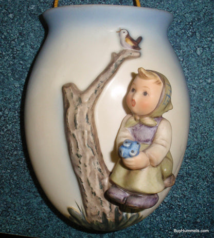"Girl In Tree" Goebel Hummel Hanging Wall Vase Pokcet Figurine #360/C