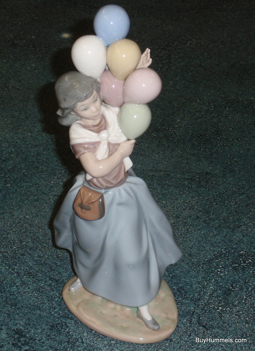 RETIRED Lladro Figurine "Balloon Seller" #5141 Glossy Finish