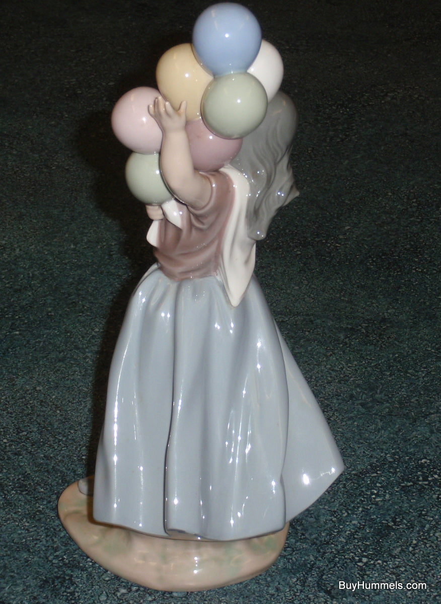 RETIRED Lladro Figurine "Balloon Seller" #5141 Glossy Finish