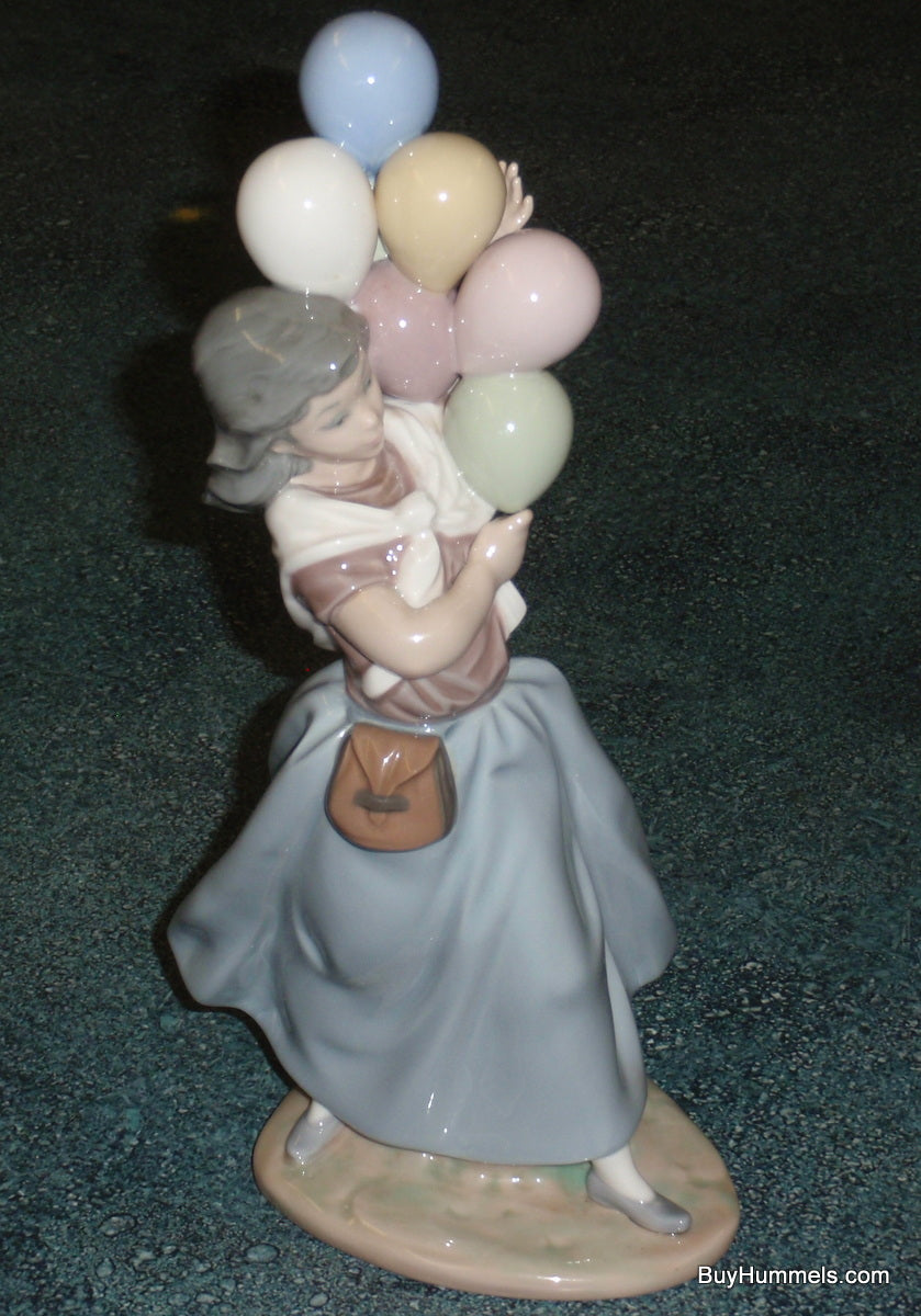 RETIRED Lladro Figurine "Balloon Seller" #5141 Glossy Finish