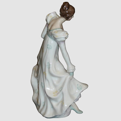 "Minuet" Royal Doulton Figurine HN 2019 - Pretty Ladies Collection (7.25")