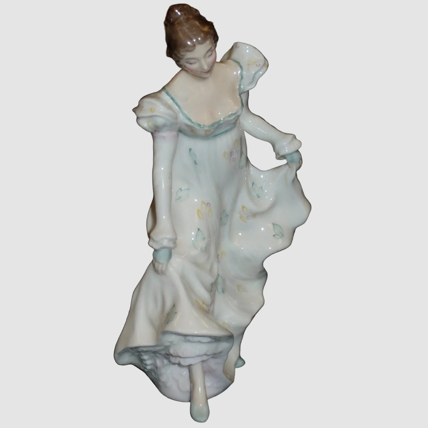 "Minuet" Royal Doulton Figurine HN 2019 - Pretty Ladies Collection (7.25")