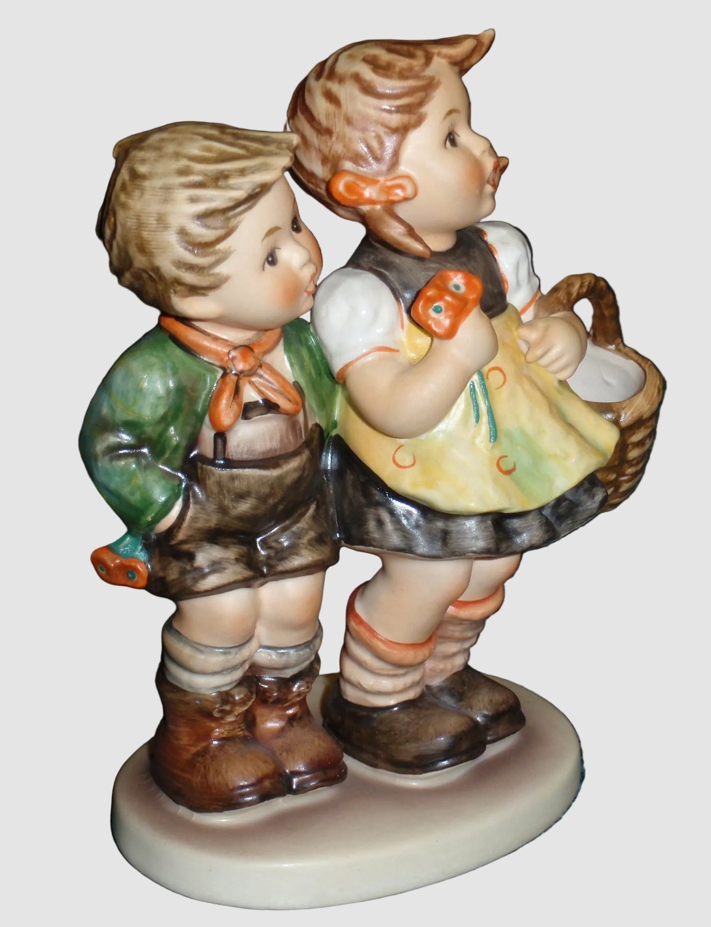 "To Market" Goebel Hummel Figurine #49/0 - Boy & Girl (5.25")