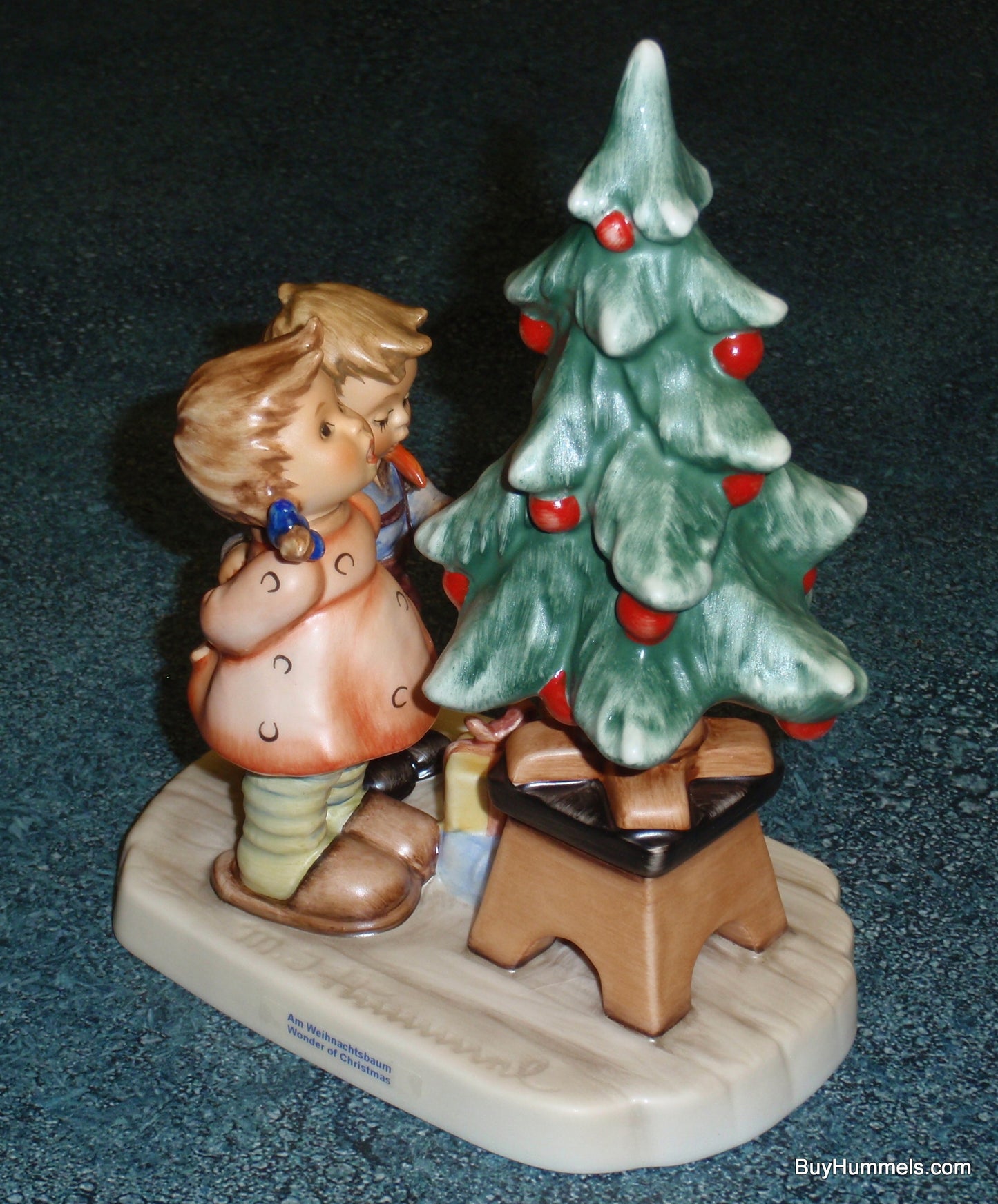 "Wonder Of Christmas" Goebel Hummel Figurine #2015 - CHRISTMAS GIFT!