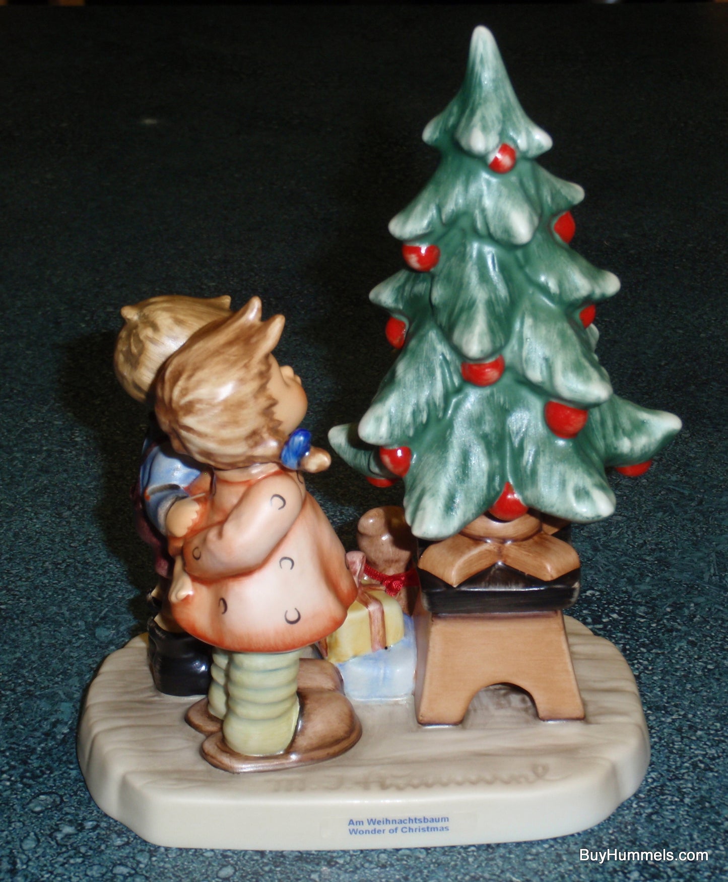 "Wonder Of Christmas" Goebel Hummel Figurine #2015 - CHRISTMAS GIFT!