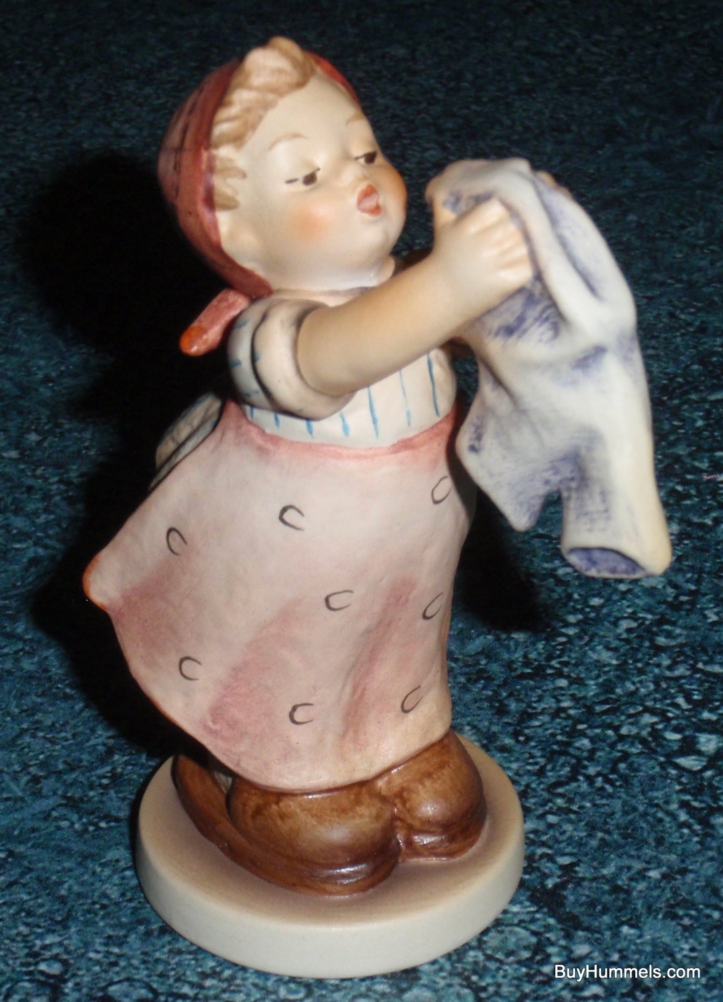 "Wash Day" Goebel Hummel Figurine #321/4/0 - Girl Hanging Clothes - Collectible Gift!