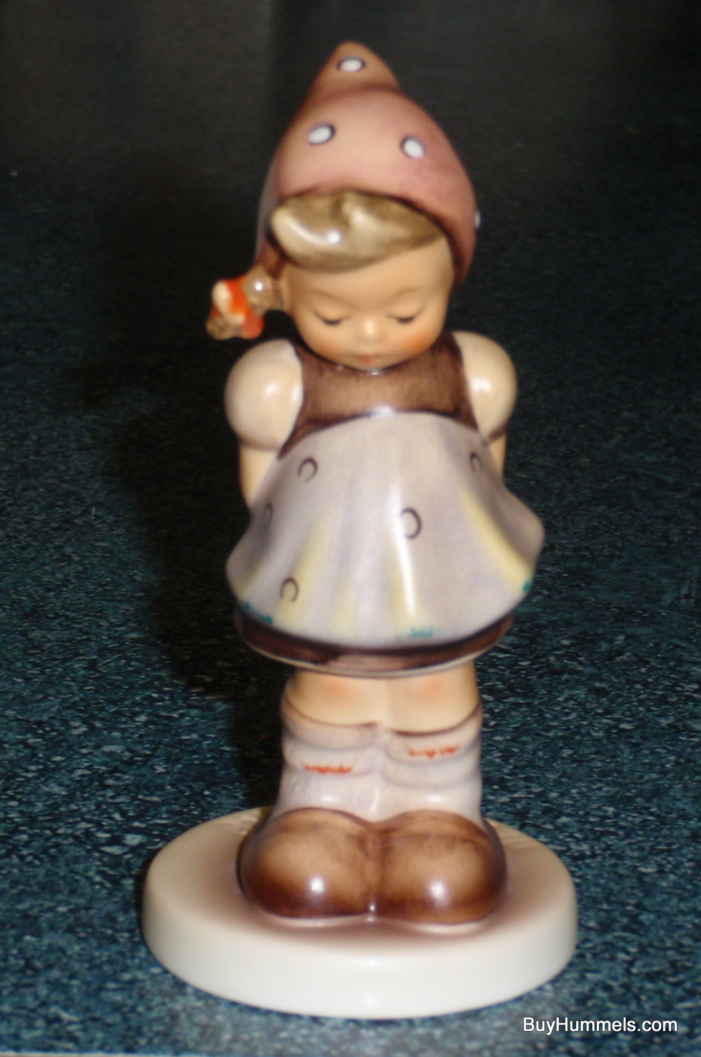 "Pretty Please" Goebel Hummel Figurine #489 - Girl with Flower (3.5")
