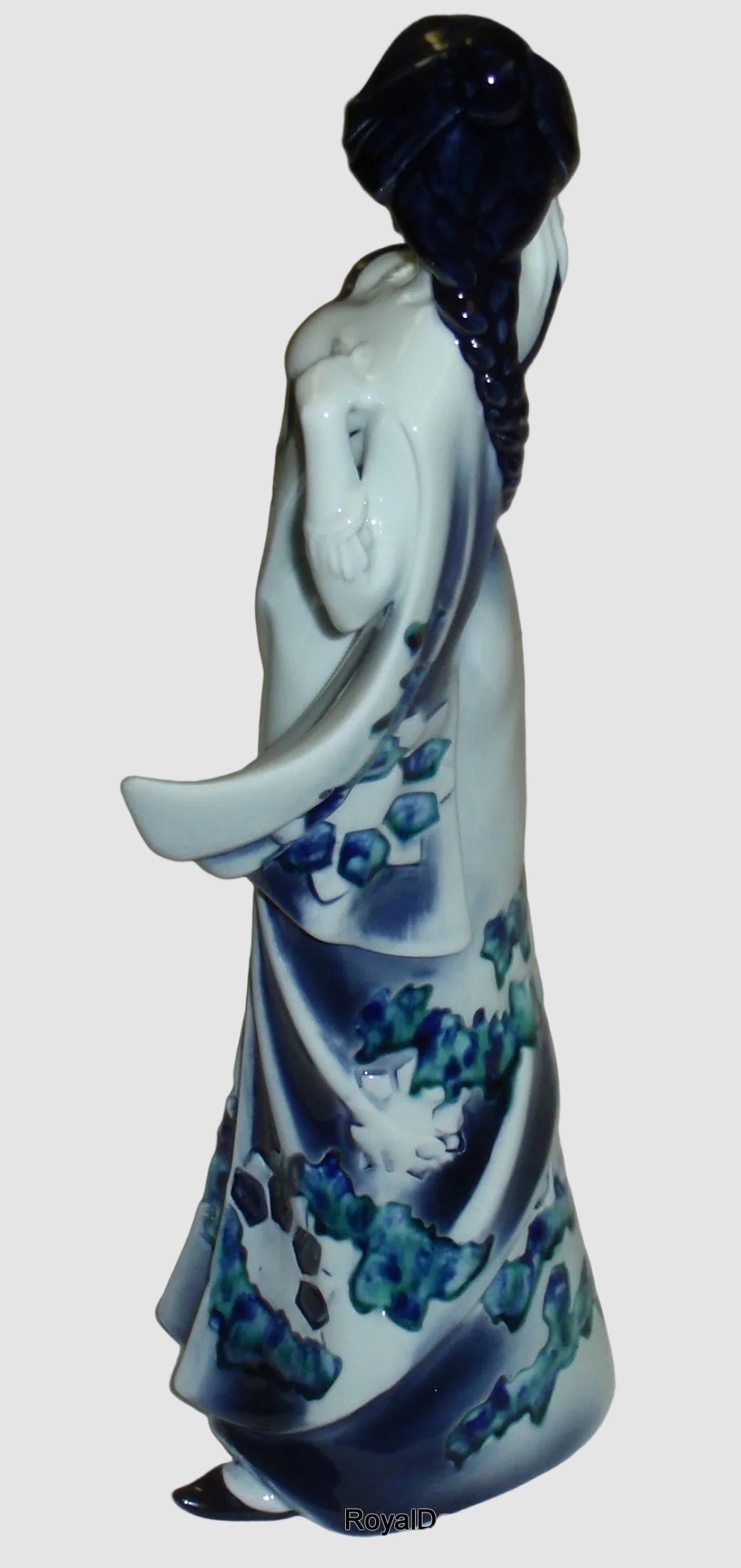 "Eastern Grace" Royal Doulton Figurine HN3683 - Rare Blue Flambe (12.25")