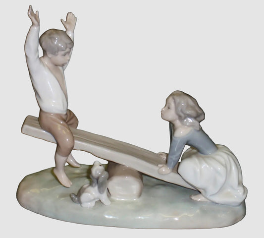 Lladro See Saw Figurine 4867 Boy Girl Teeter Totter Dog Columpio Fulgencio Garcia Vintage Spain Glossy