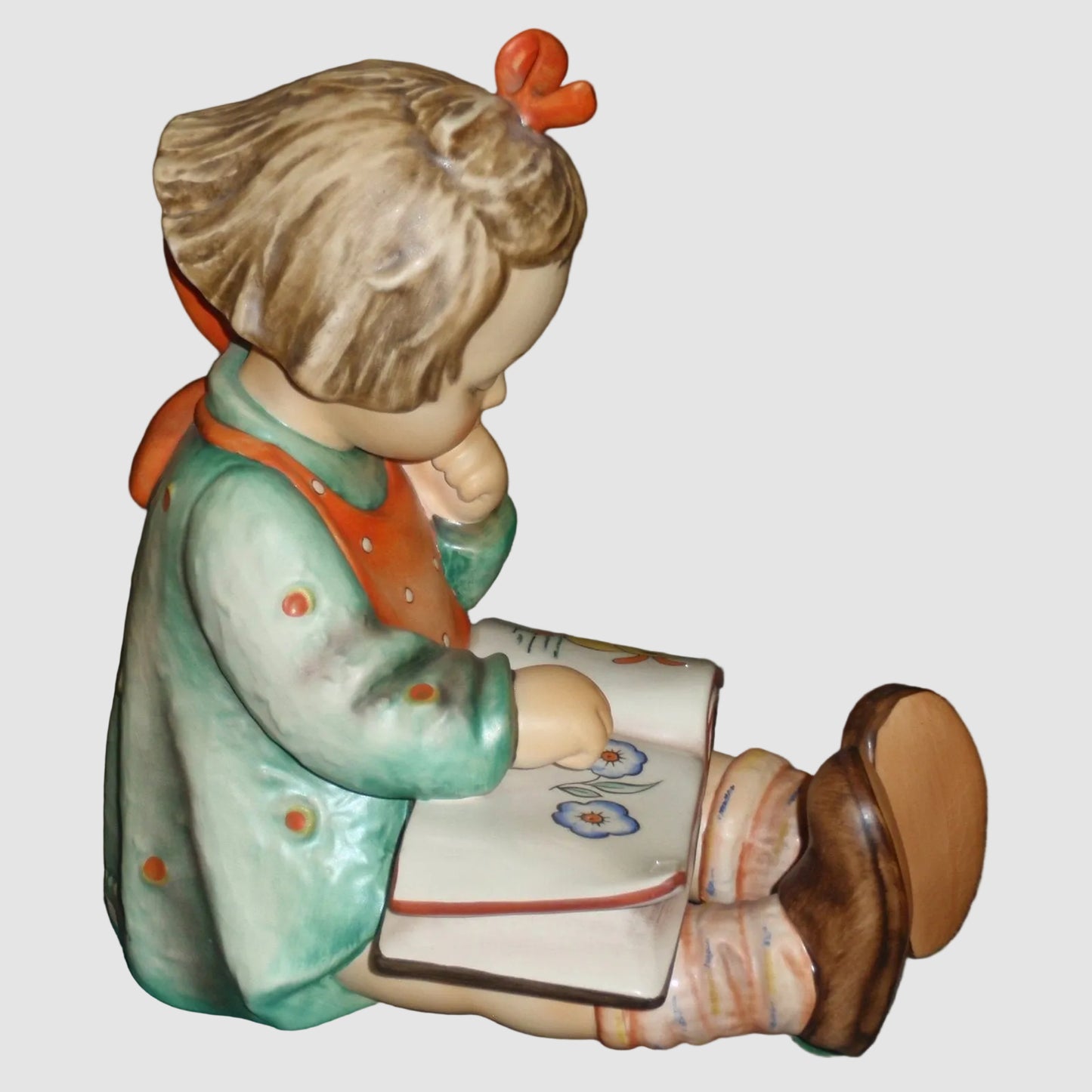 "Bookworm" Goebel Hummel Girl Figurine #3/II - Huge Rare Version (8")
