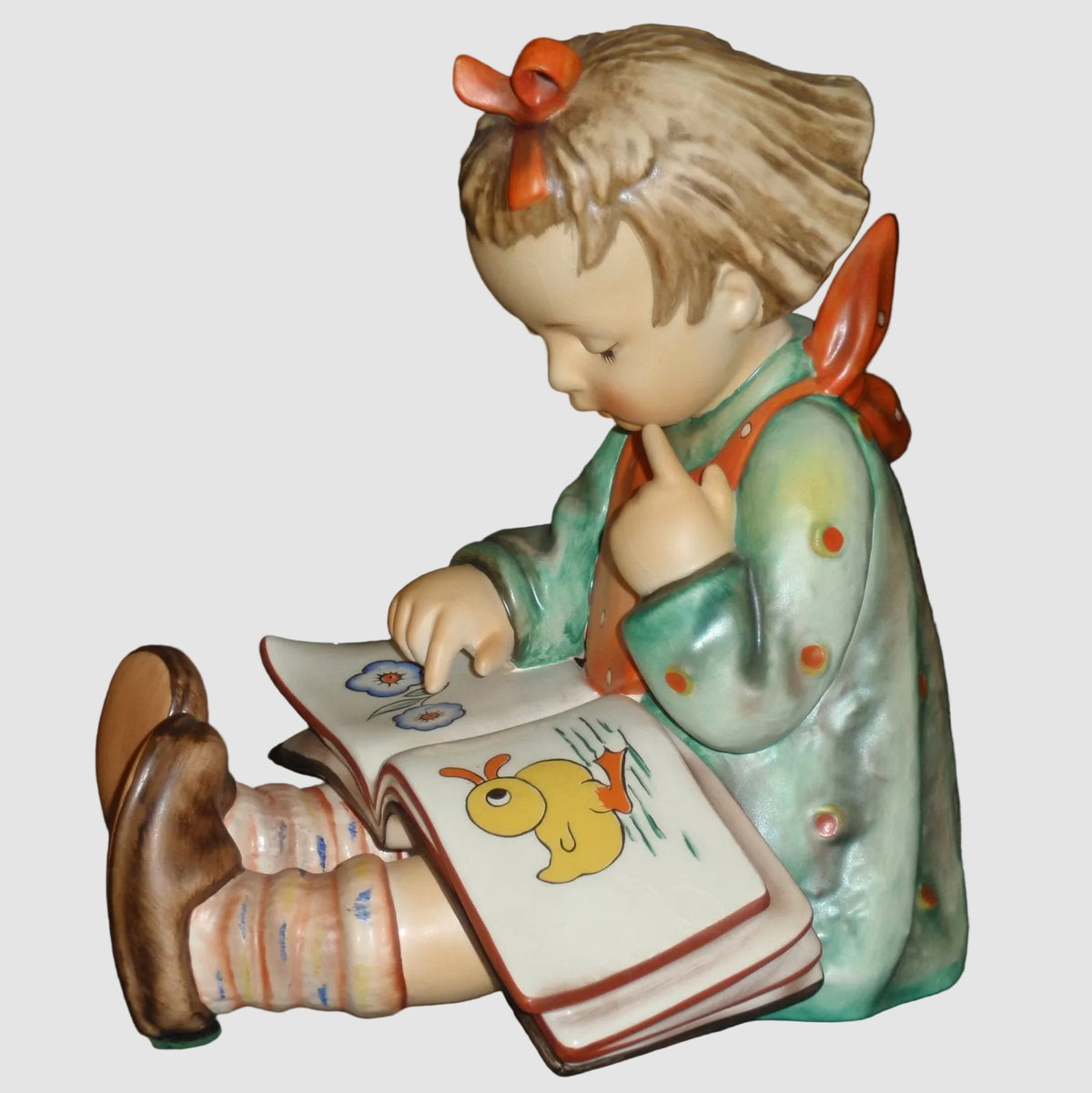 "Bookworm" Goebel Hummel Girl Figurine #3/II - Huge Rare Version (8")
