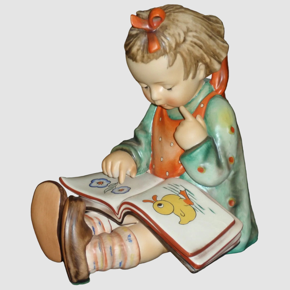 "Bookworm" Goebel Hummel Girl Figurine #3/II - Huge Rare Version (8")