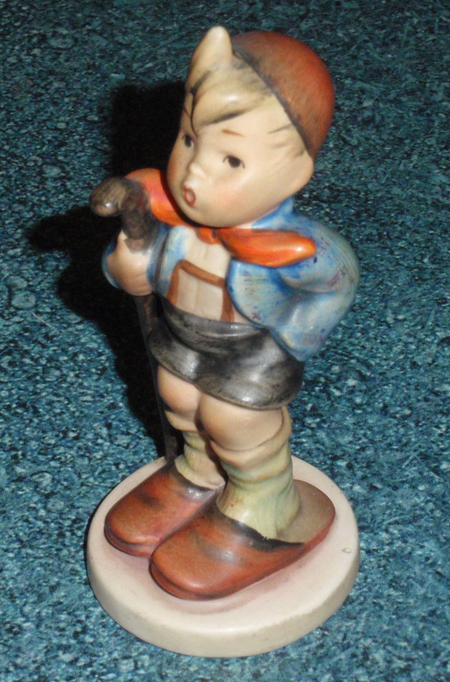 "Little Hiker" Goebel Hummel Figurine #16 2/0 - TMK2 FULL  BEE