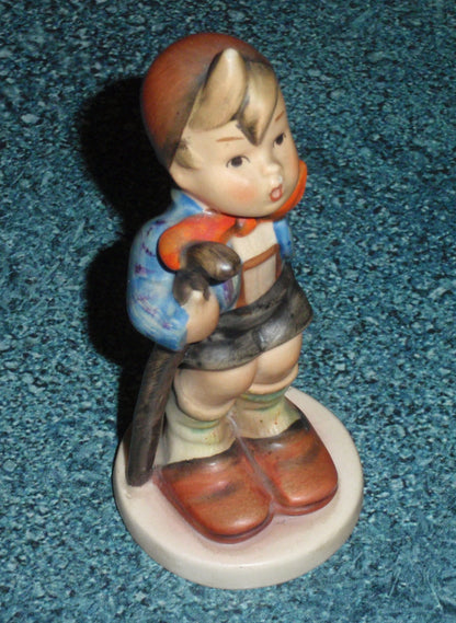 "Little Hiker" Goebel Hummel Figurine #16 2/0 - TMK2 FULL  BEE