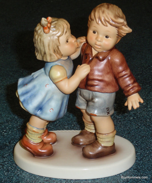 Goebel Hummel First Kiss 2337 Boy and Girl Figurine by Tamara Fuchs TMK9