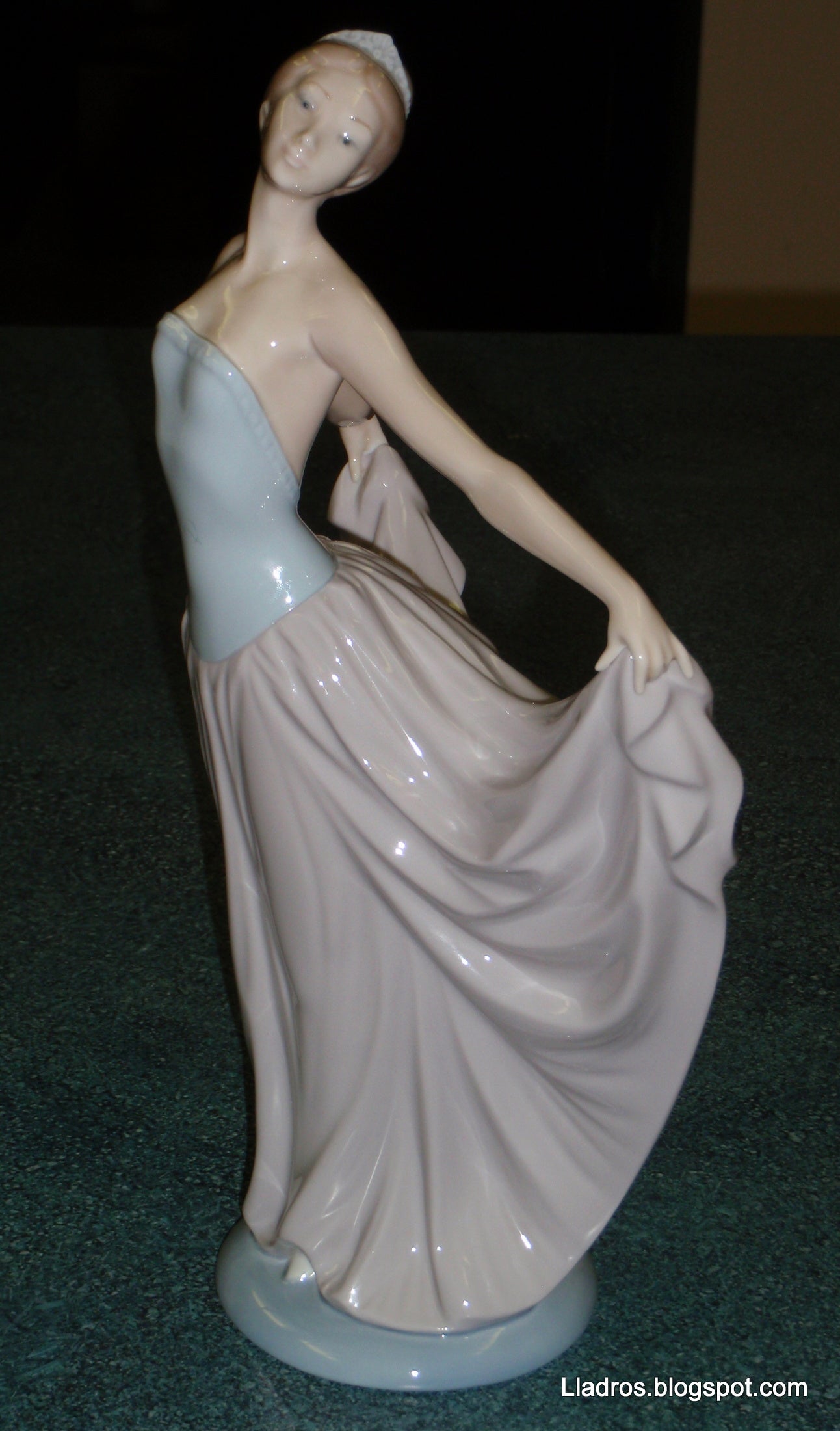 The Dancer Elegant Lladro Figurine #5050 - RARE Retired Collectible Gift!