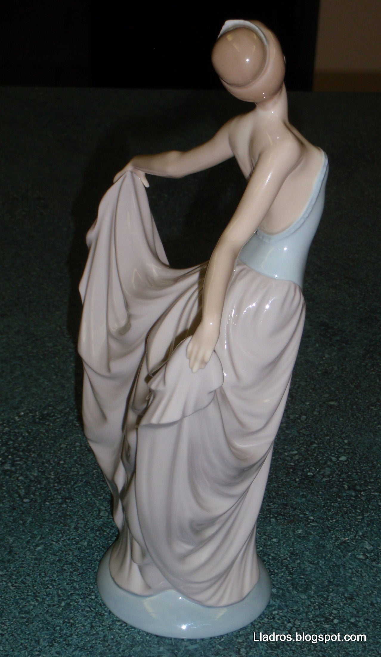 The Dancer Elegant Lladro Figurine #5050 - RARE Retired Collectible Gift!