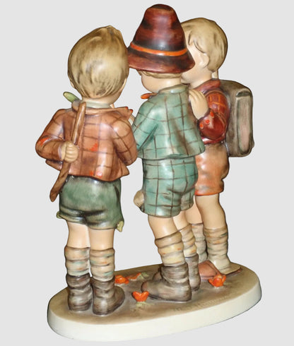"School Boys" Goebel Hummel Figurine #170 - Large 10" TMK2 Full Bee