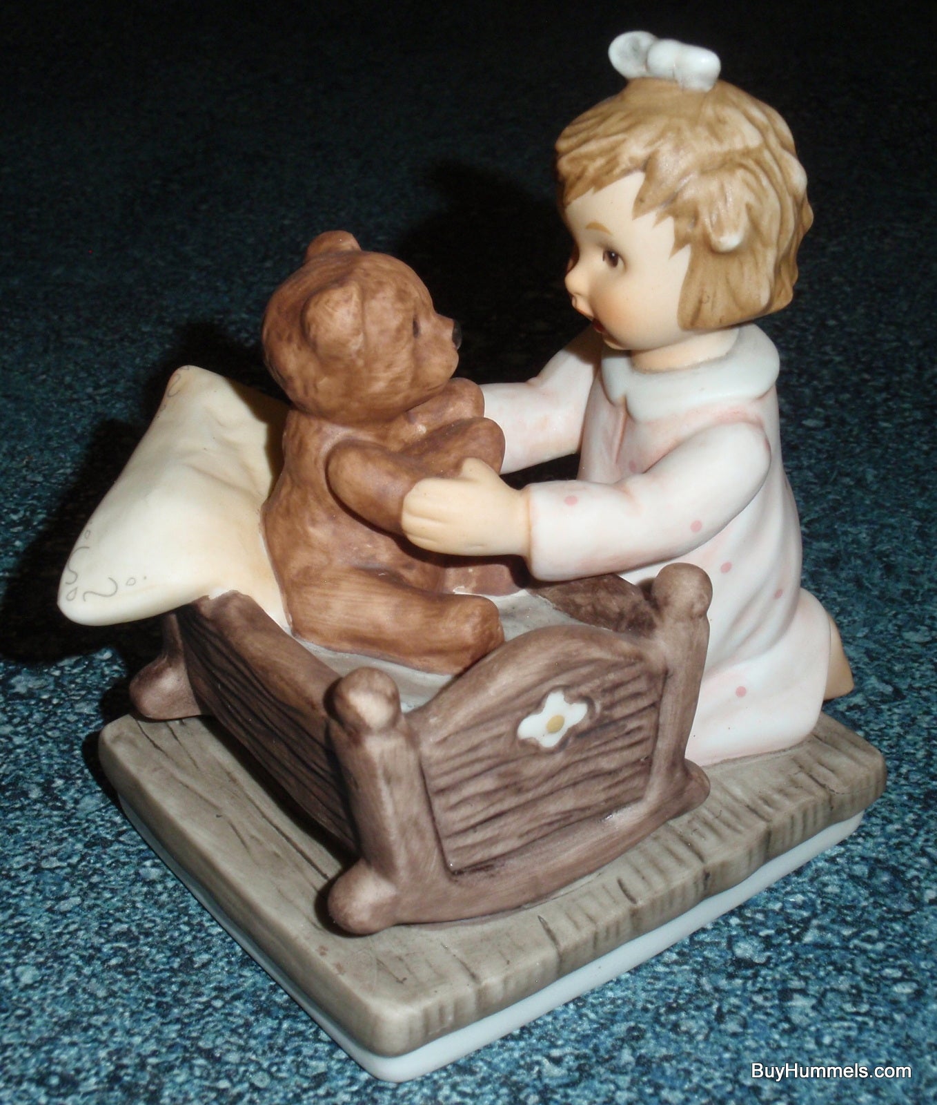 "Now I Lay Me Down To Sleep" Goebel Berta Hummel Figurine BH239 - Bedtime With Teddy!