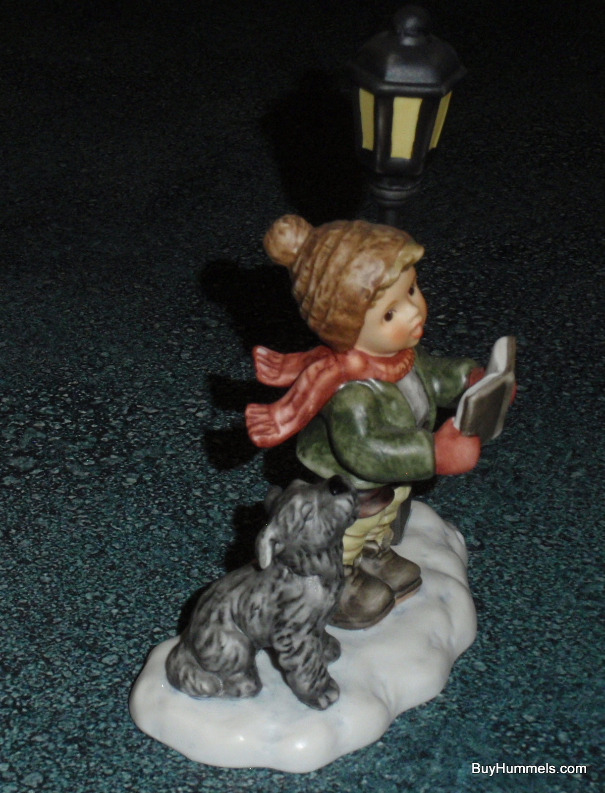 "Caroling Through the Night" Goebel Berta Hummel Figurine BH275 - Adorable Christmas Gift!