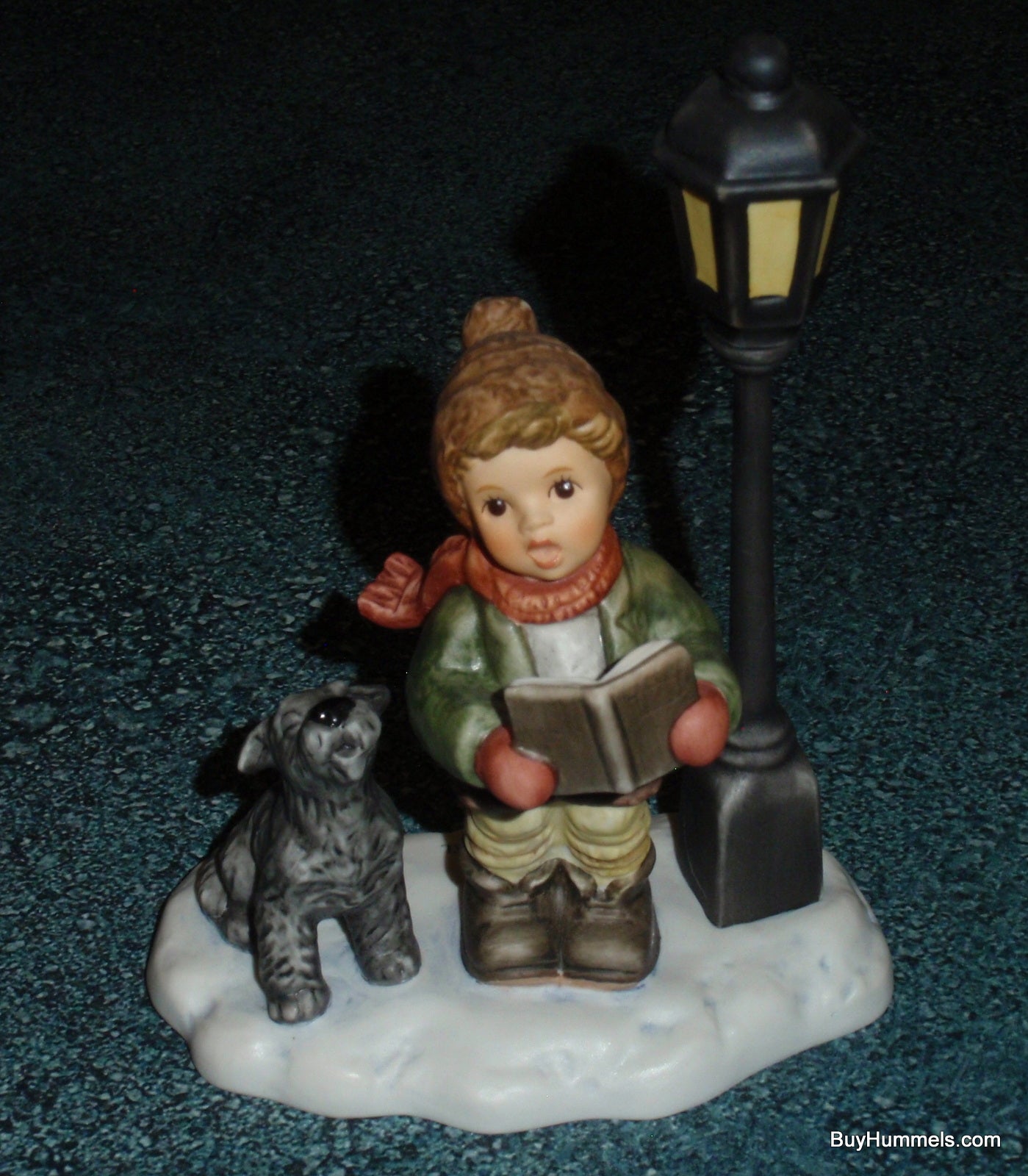 "Caroling Through the Night" Goebel Berta Hummel Figurine BH275 - Adorable Christmas Gift!