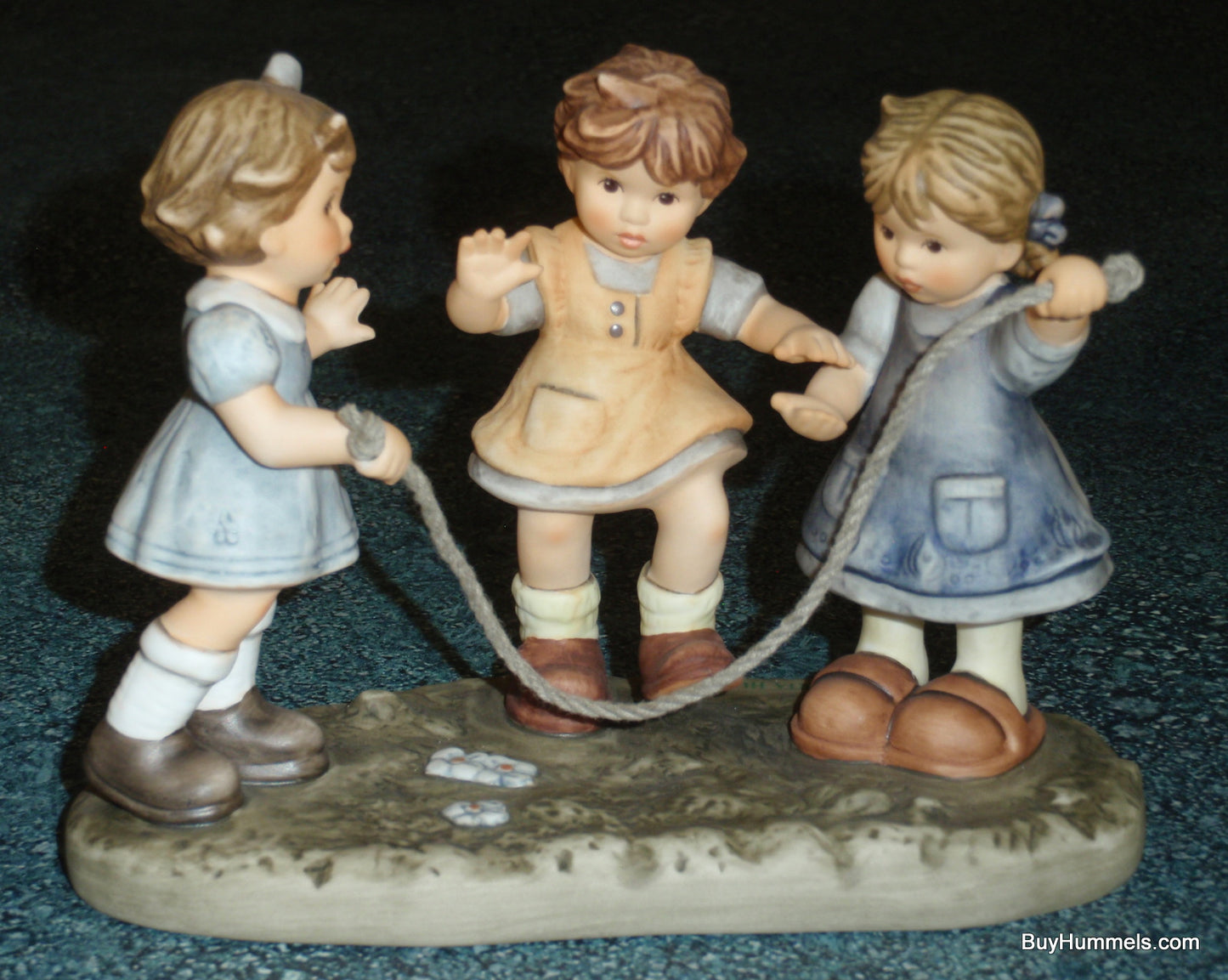 Goebel Berta Hummel "Jump For Joy" Figurine #231 - Girls Jumping Rope!
