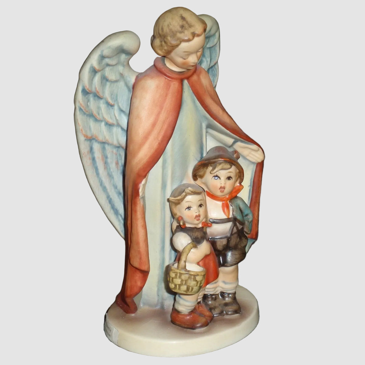 "Heavenly Protection" Goebel Hummel Figurine #88/I TMK5 Box (6.5")