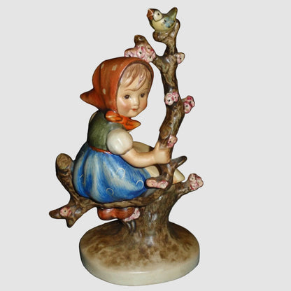 "Apple Tree Girl" Goebel Hummel Figurine #141/I - Large 6" TMK2 Full Bee