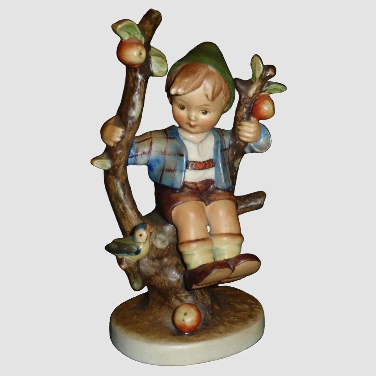 "Apple Tree Boy" Goebel Hummel Figurine #142/I - Large 6" TMK2 Full Bee